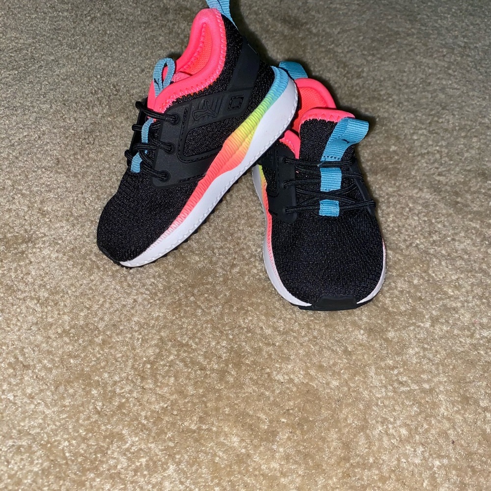 Toddler shoes